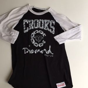 Crooks &Castles x Diamond Supply 3/4 sleeve shirt.